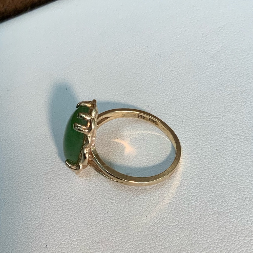 Gold Jade Ring - image 3